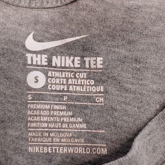The Nike Tee Casual Graphic Short Sleeve T-Shirt Youth Boys Size Small S Gray - Picture 3 of 8